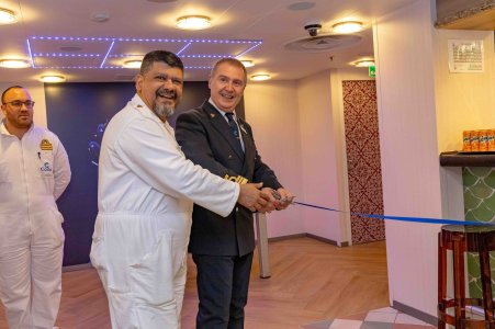 Costa Fascinosa crew bar oppening.jpg